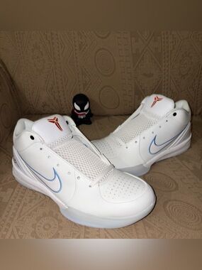 Nike Kobe 4 Draft Day Pack ‘Cleveland Cavaliers’ Mens Size 10
